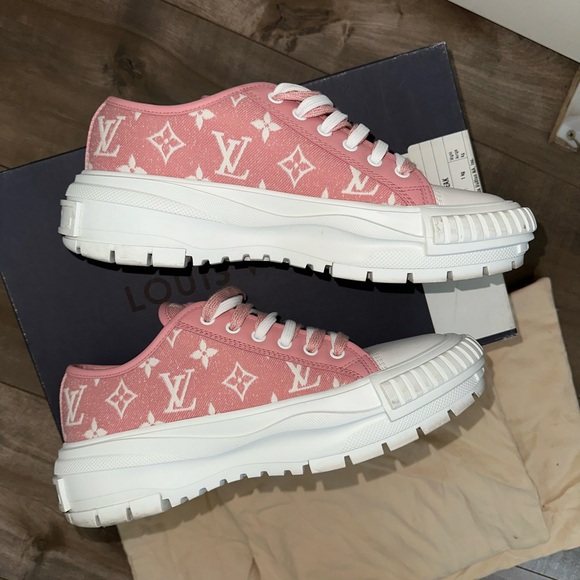 Authentic Louis Vuitton Sneakers - Picture 2 of 5